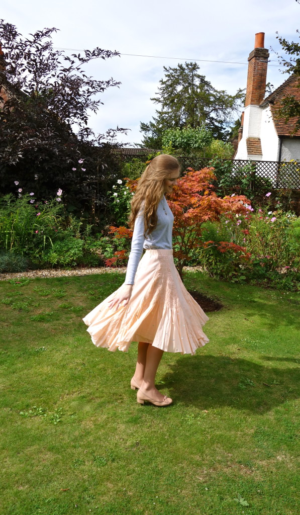 what-to-wear-to-a-september-wedding-the-surrey-edit